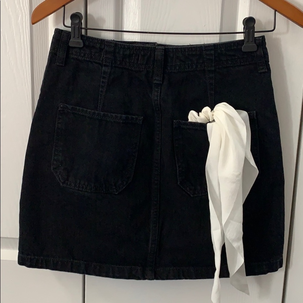 Hollister Denim Skirt. - Picture 7 of 7